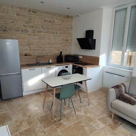Bourgoin-Jallieu Appartement Lumineux En Rdc מראה חיצוני תמונה