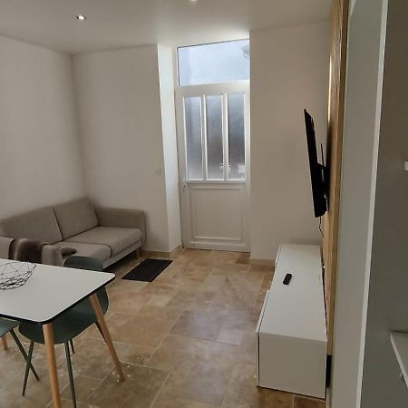 Bourgoin-Jallieu Appartement Lumineux En Rdc מראה חיצוני תמונה
