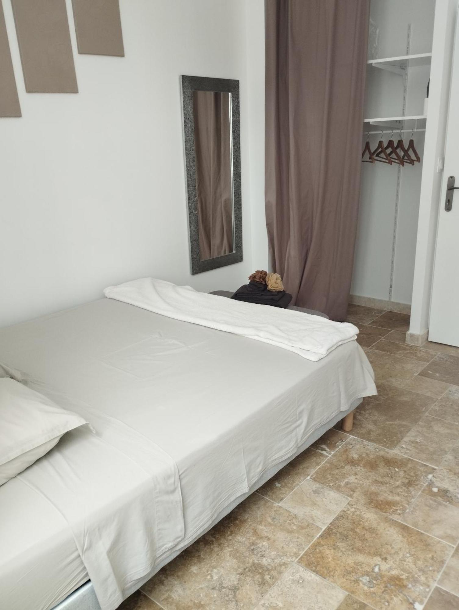 Bourgoin-Jallieu Appartement Lumineux En Rdc מראה חיצוני תמונה